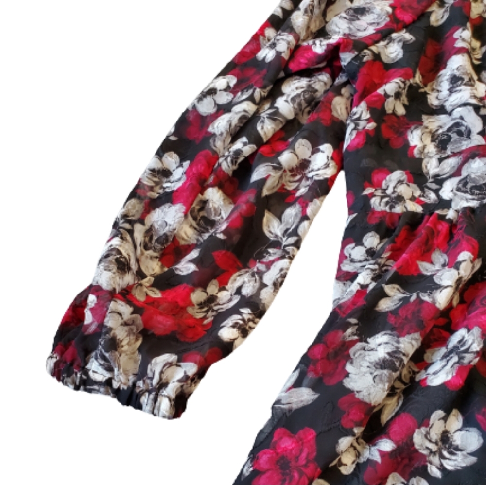 Torrid plus floral v neck blouson long sleeves peplum top, 5XL, blac… - Picture 7 of 14